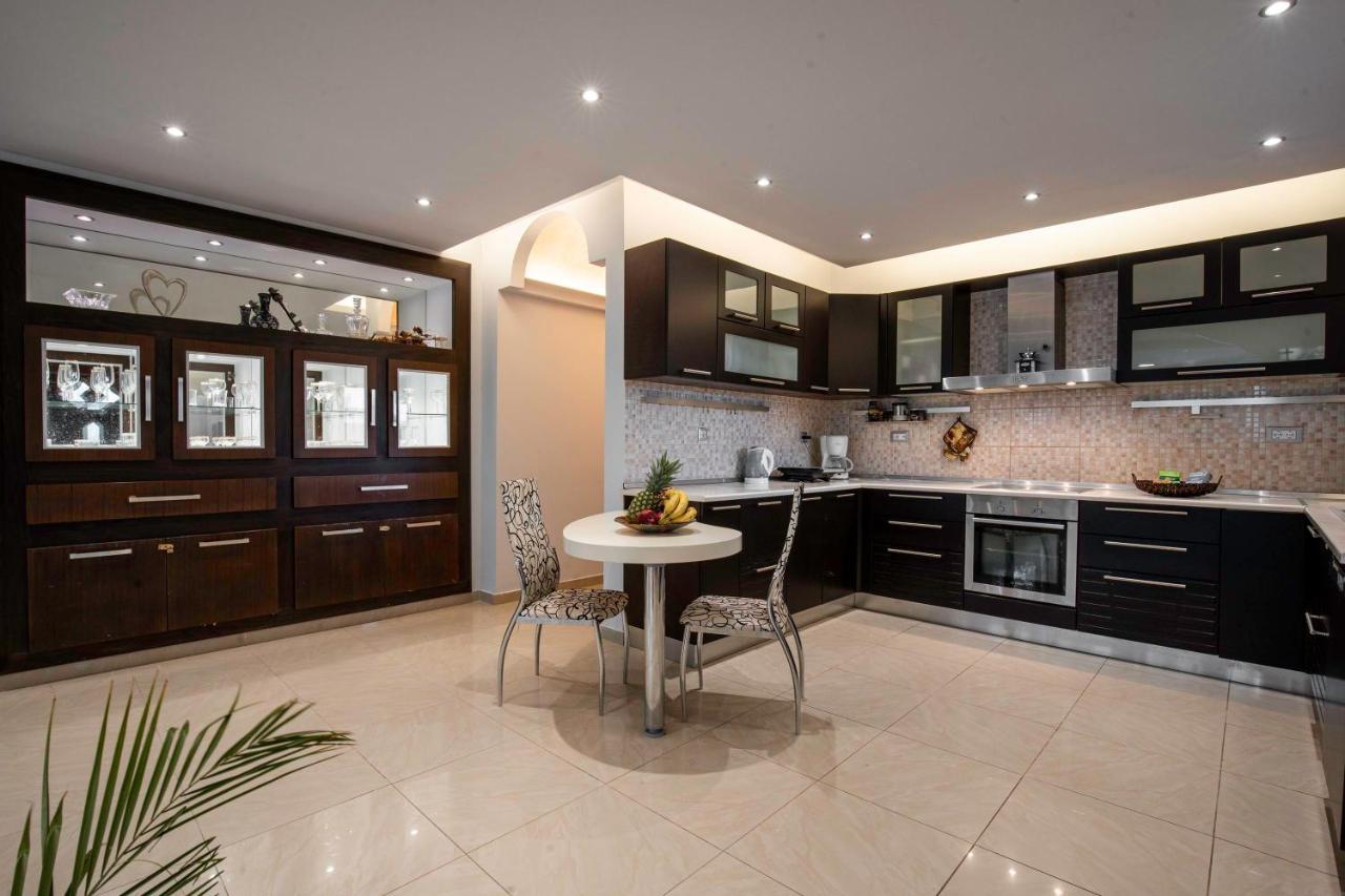 Maia Luxury Pool Villa أفانتو المظهر الخارجي الصورة