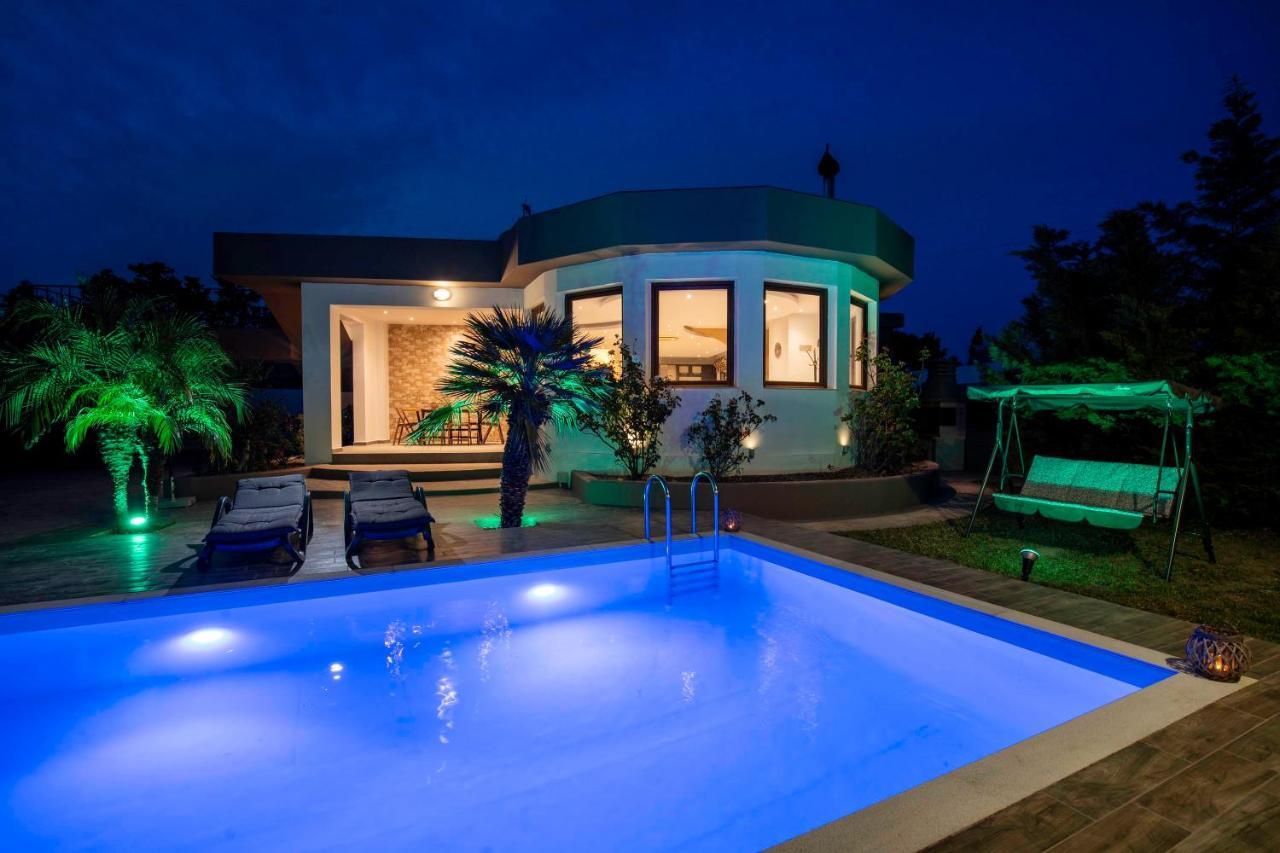Maia Luxury Pool Villa أفانتو المظهر الخارجي الصورة
